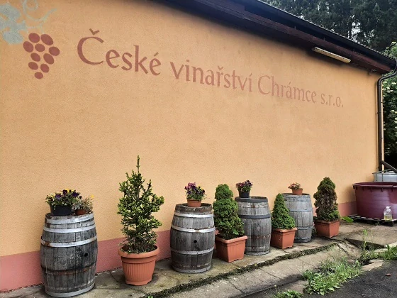 Ryzlink rýnský KOŠER jakostní víno odrůdové 2022 EMUNATI - České vinařství Chrámce